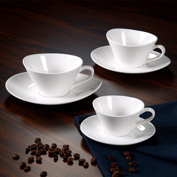 16 Piece Irregular White Porcelain Dinnerware Sets frosty gold plating for cafes
