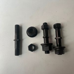 Yutong 6799 Bus Wheel Bolt 3144-00121 40Cr Alloy Steel Dacromet Coated 80k km Bus Spares Parts