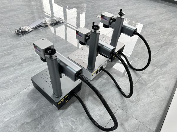 Fiber Laser Marking Machine 20W 30W 50W for Metal Plastic Pen Gold Silver Jewelry Handling Handling Handling