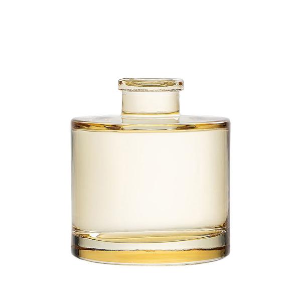 Wholesale Premium Glass Diffuser Bottles | Bulk Aroma Oil Containers with Custom Logo | FDA/CE Certified