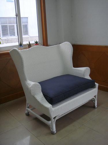 European Style Hand-Woven Outdoor Rattan Sofa Chair For Balcony