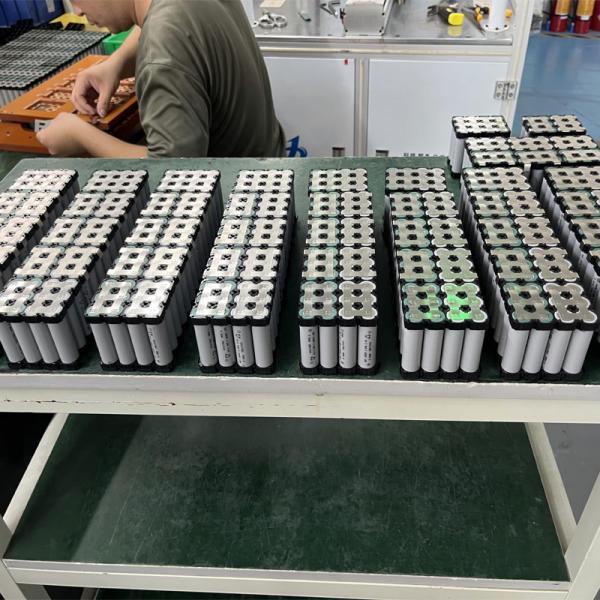 Rechargeable Solar 12.8V 100Ah Lifepo4 Rechargeable Battery Pack For RV Backup Power Supply