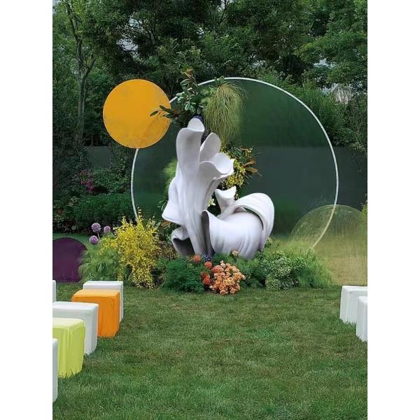 Bespoke Large Floor Standing Flower Fiberglass Sculpture Marble Base For Hotel Lobby