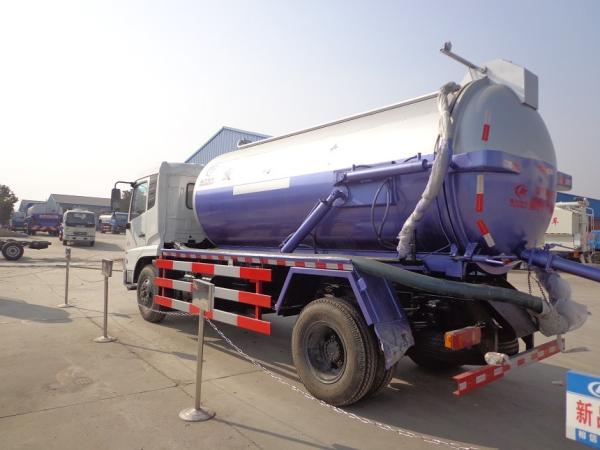 12CBM Vacuum Sewage Suction Truck Dongfeng 6 wheel 12tons sewage vacuum truck