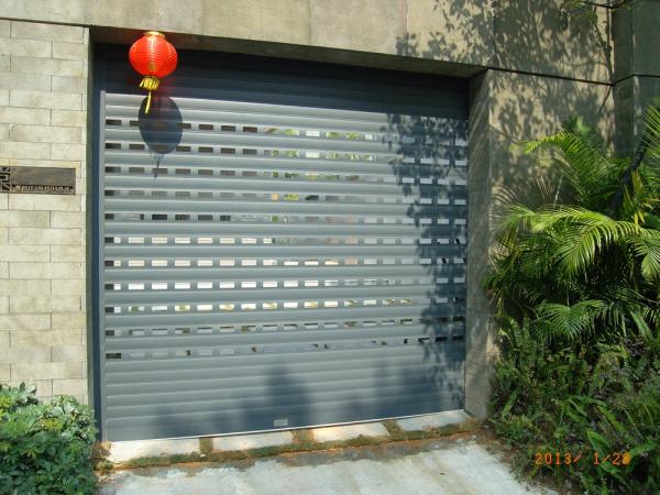 Automatic Aluminum Roller Shutter Door 80mm with Remote Control