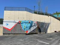 Murs faits sur commande d'escalade de parc d'aventure pour l'anti sécurité UV d'enfants