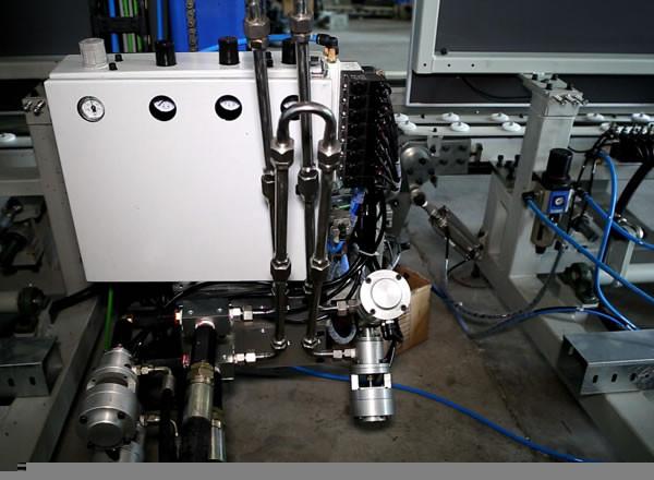 Automatic Sealing Robot for Triple Insulating Glass / Triple Double Glazing