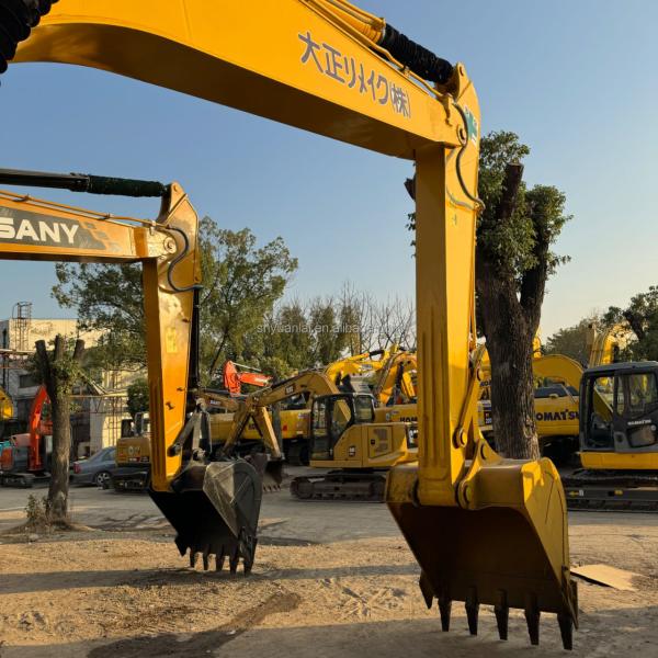 Pompes hydrauliques et cylindres pour le concassage