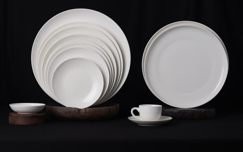 new bone china - round dinning set  white glaze for daily used ceramics
