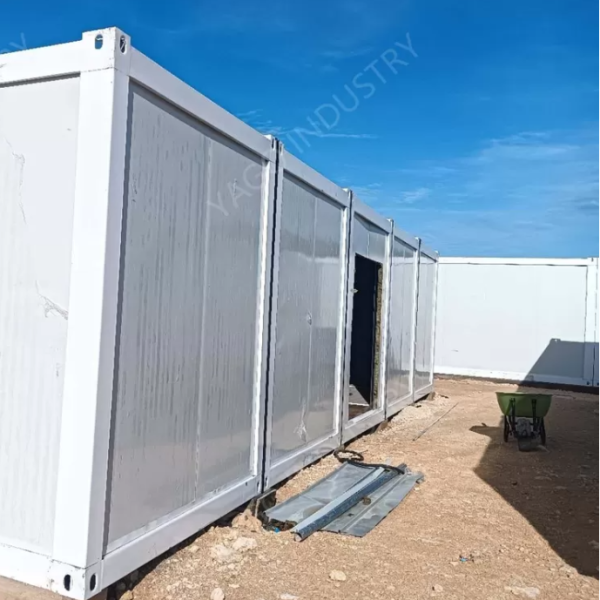 Prefabricated Flat Pack Portable Buildings House For Construction Camp 20ft