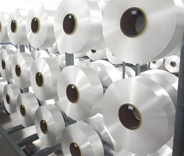 Full Dull 30-260D Polyester FDY Yarn Cartepillar Type High Strength