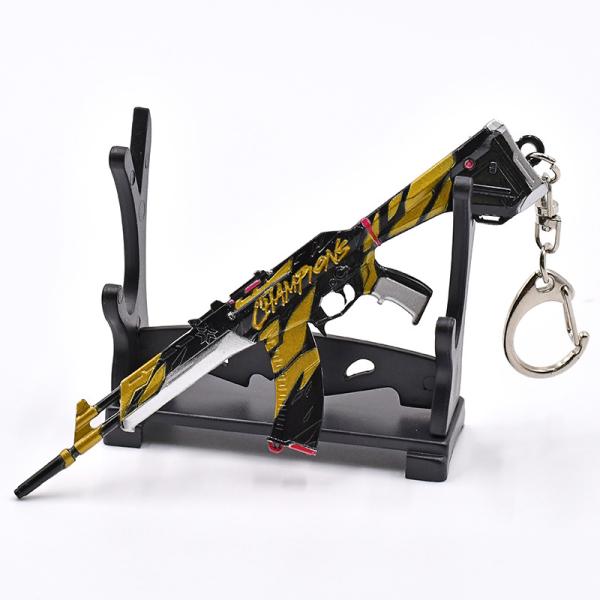 Gold mini metal gun model Prime Vandal Keychain Metal crafts Valorant shoot game gear gift decoration art