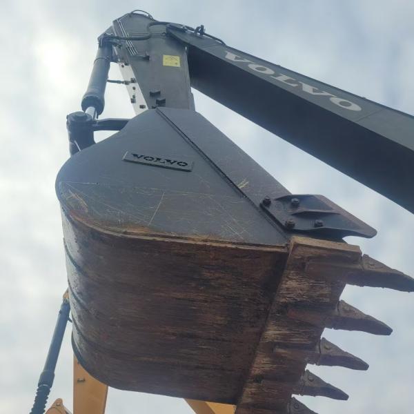 Used VOLVO EC240 Crawler Excavator Original Volvo 24 Ton Digger With Good Condition