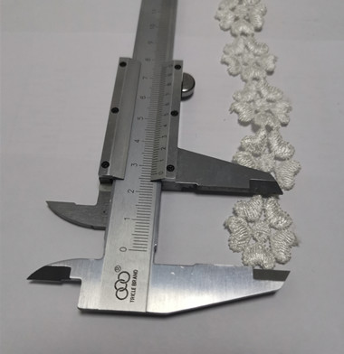 ODM Guipure Lace Trims , Heart Lace Trim 100% Polyester Material