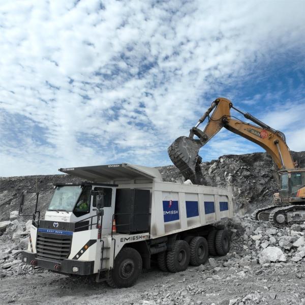                  Em165h Heavy Duty Truck 165ton Mining Dump Truck for Open Pit Mine             