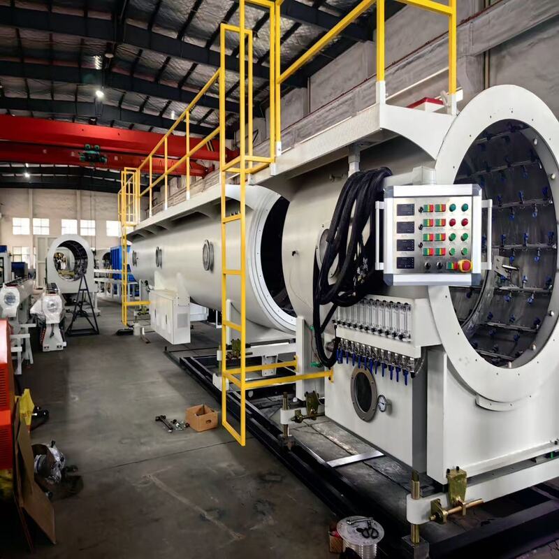 700 - 1200mm HDPE Pipe Extrusion Line Large Diameter PE Water Supply Pipe Making