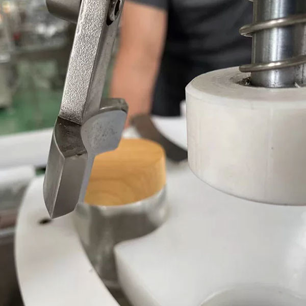 Máquina de tapação de garrafas rotativa totalmente automática Máquina de tapação de frascos