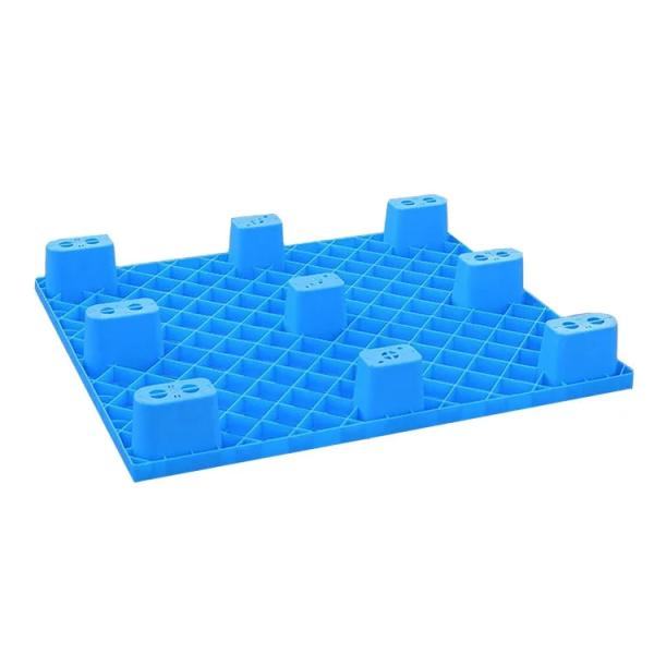 Pallet de empilhadeira de plástico azul Placa de plataforma de empilhadeira de caminhão de empilhadeira de plástico de malha à prova de umidade.
