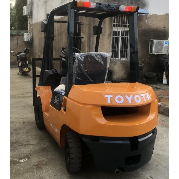Diésel 2.5 toneladas Toyota carretilla elevadora de dos etapas 3000 mm Alturas de elevación 3m Alturas de elevación