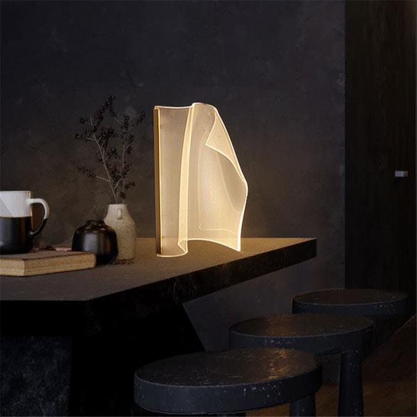 Nordic Designer Led Acrylic Light Guide Table Lamp Home Decoration Gweilo Song LED Table Lamp(WH-MTB-229)