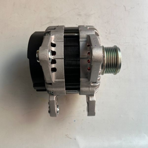 Yutong SAIC Engine Bus Alternator Brushless Permanent Magnet Anodized Electrophoretic Bus Spares 3701-02670