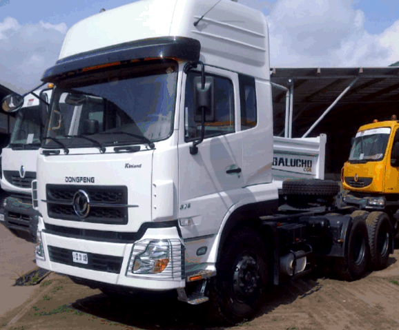Dongfeng commercial6*4/8*4 tractor truck right hand drive and left hand drive
