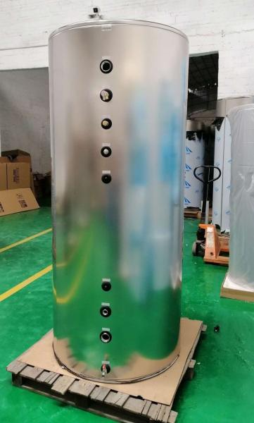 1000 L Pressure bearing water tank with P/T valve
