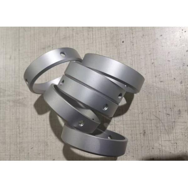 性能とカスタマイズのためにカスタマイズされた