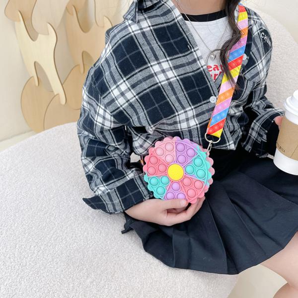 Каваи кроссбоди сумка Милая сумка для плеч Мультфильм Силиконовая сумка Поп-сумочка Сумочка для кошелька Девчонки Подарок на день рождения Милые аксессуары