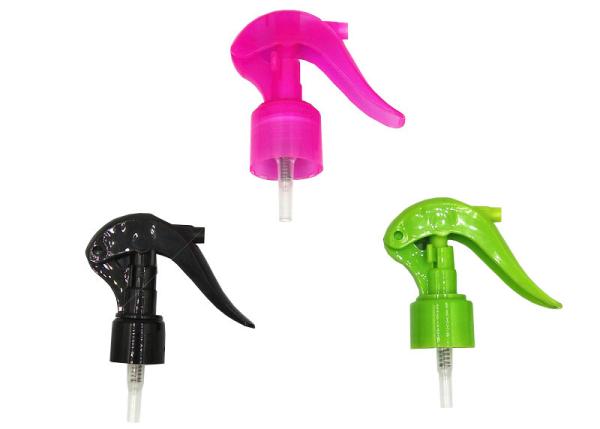 A variedade colore uso do dia a dia dos tamanhos do mini pulverizador do disparador o multi