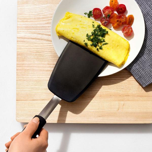 Stocked 2 Pack 600F Heat Resistant Non-Stick Flipping Eggs Silicone Spatula 149 115G