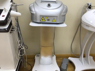 Mini dispositivo vascular do tratamento do laser da máquina da remoção de 980nm RF/veia da aranha