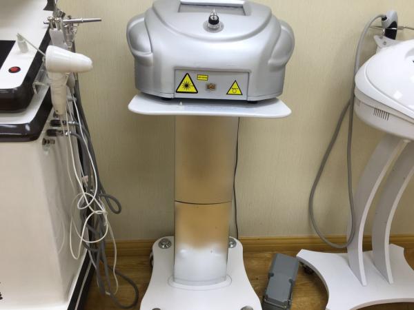 Mini dispositivo vascular do tratamento do laser da máquina da remoção de 980nm RF/veia da aranha