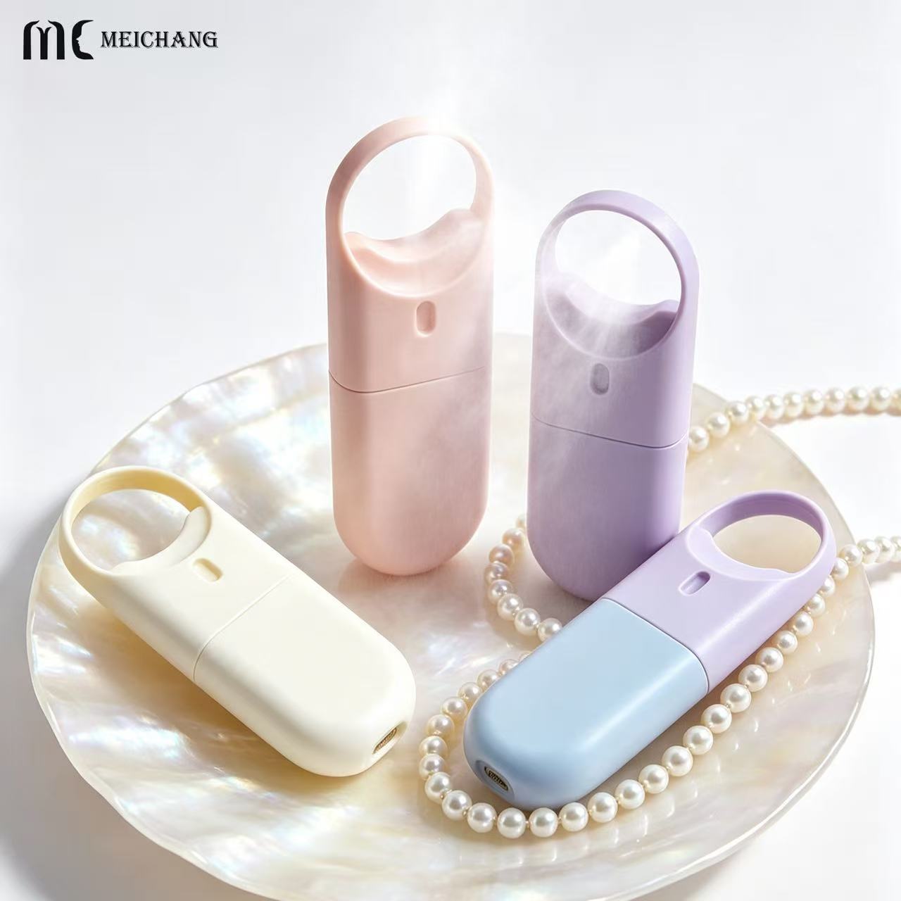 10ml, 15ml, and 20ml Portable Fine Mist Spray Bottle with Integrated Hanging Loop (MC-1210)