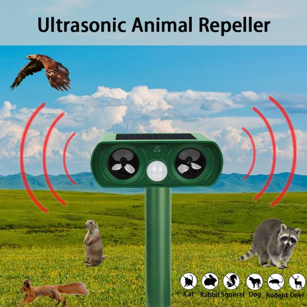 Outdoor Solar Powered Waterproof Animal Repeller Shocked Repeller for Animal Control