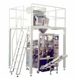 LLQ-X520 full automatic vertical bag packaging machine/Peanut packing machine