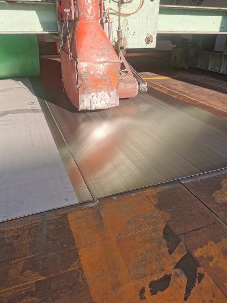 10-1500mm 316L Stainless Sheet BA Perforated Plate Steel For Foodstuff
