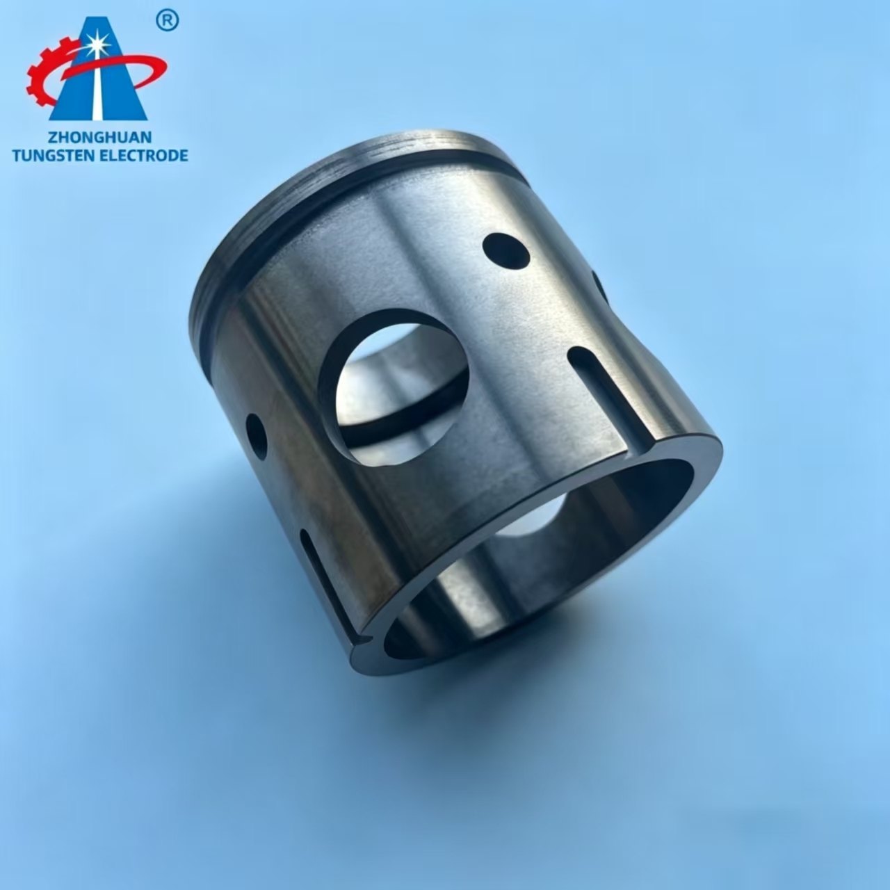Precise tungsten-molybdenum parts