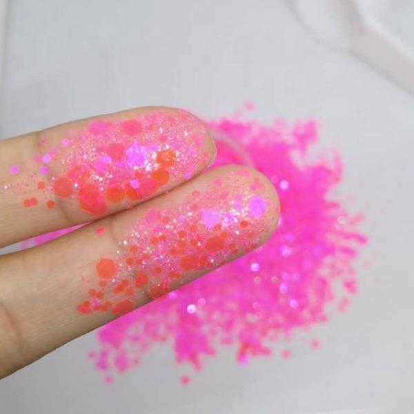 Add a Touch of Sparkle to Your Tumbler Slime with Iridescence Chunky Mixed Glitter Powder