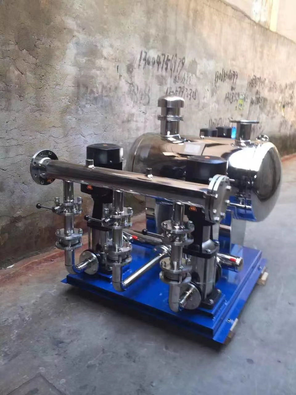 7.5KW вертикальная многошаговая центробежная насосная система давления насоса CDLF постоянн