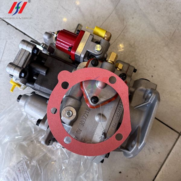 PT-type Fuel Injection Pump 3021980 Is Suitable For K19 Heavy-duty Diesel Engines.