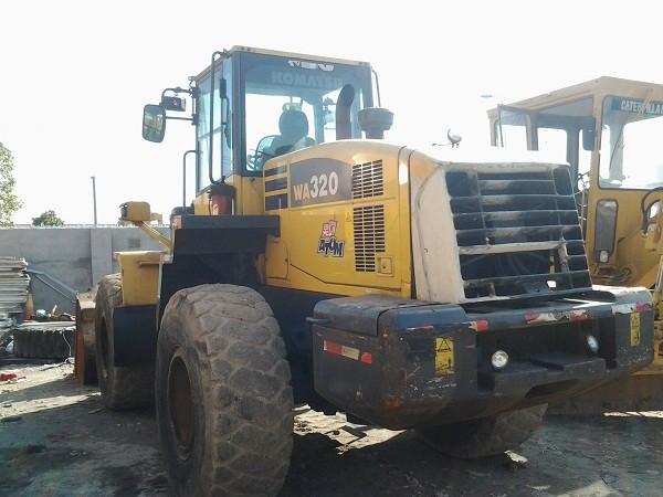 Used Komatsu WA320 Wheel Loader 13T weight  S6D108 engine with Original Paint