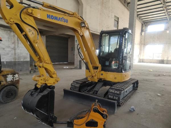 Petit PC50 utilisé Komatsu Excavator Crawler 2400RPM Pour l'agriculture
