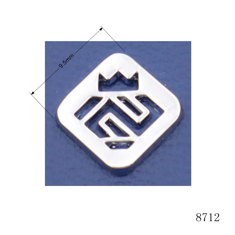 Small Bag Cap Purse Metal Label Logo Custom Metal Hollow Out Logo Tag for Decorations