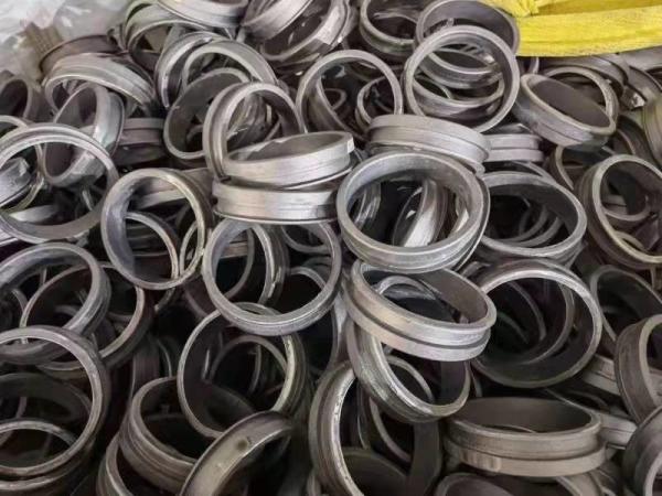 A carcaça de investimento do OEM da precisão parte o ODM de bronze da superfície de chapeamento do zinco do material do metal