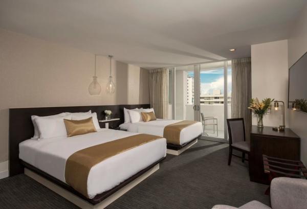 Port Moresby hotel fitout furniture of Bedroom sets double bed with nightstand made by oak wood and luggage stand table