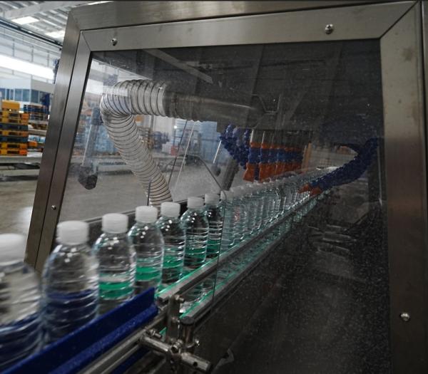 42,000本ボトル入り純水製造ライン用ボトルエア乾燥機