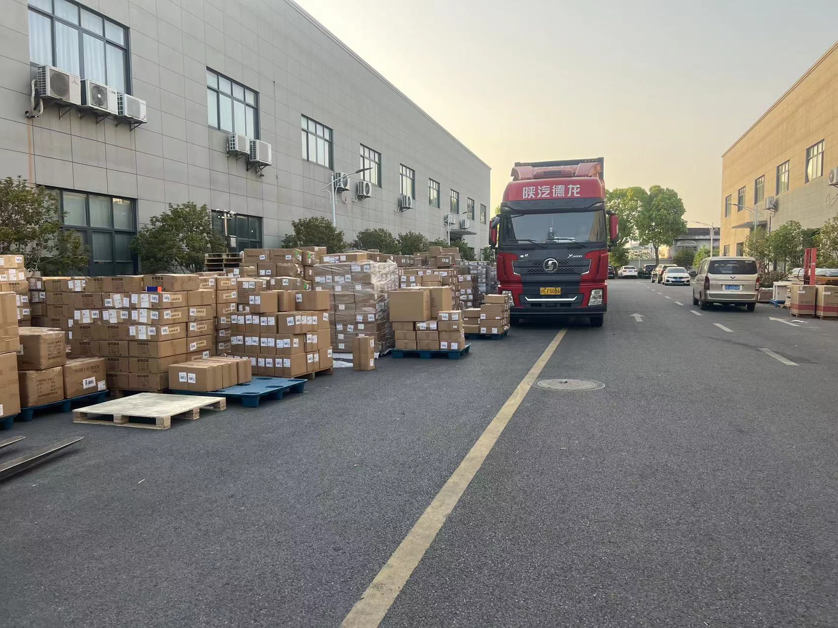 Дешевый грузя агент Китай Yiwu товароотправителя перевозки к хозяйственной сумке Австралии Нидерланд DHL срочной