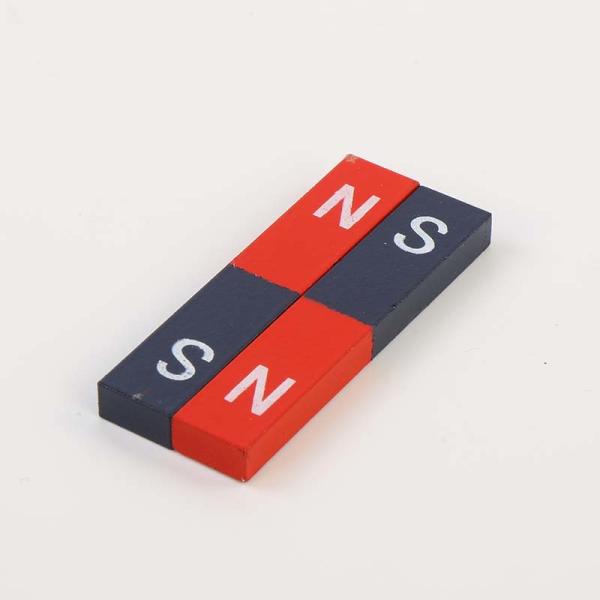 Ímã azul vermelho da ferrite da pintura Y30 da vária forma para a escola