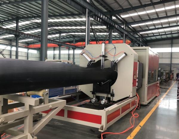 Extrudeuse de tuyaux en PVC HDPE 1500 kg/h Machine de fabrication de tuyaux PPR